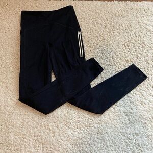 Fabletics High-Waisted Motion365® Legging Sz M - Black/Reflective Silver
